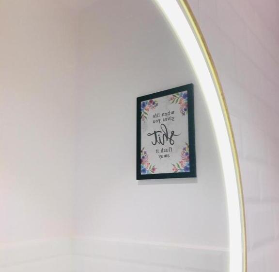 جناح عائلي, Half Hotel, Calangute