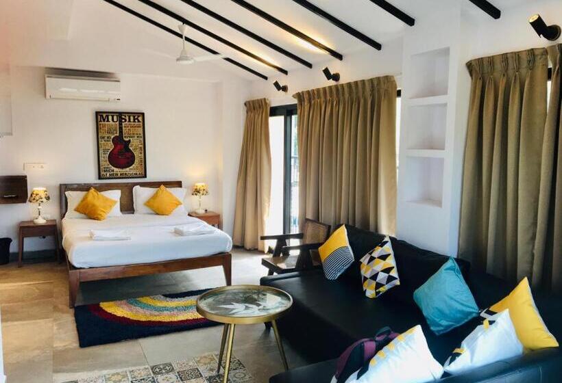 جناح عائلي, Half Hotel, Calangute