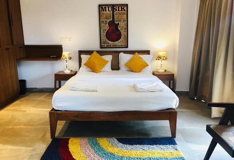 جناح عائلي, Half Hotel, Calangute