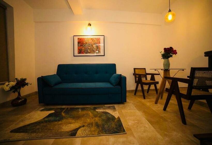 غرفة ديلوكس عائلية, Half Hotel, Calangute