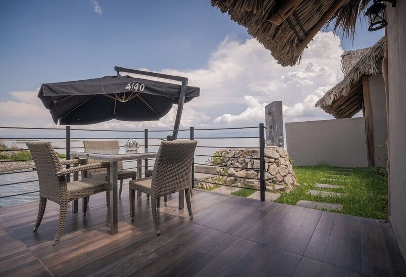 كابينة, Nimue Marina Residence