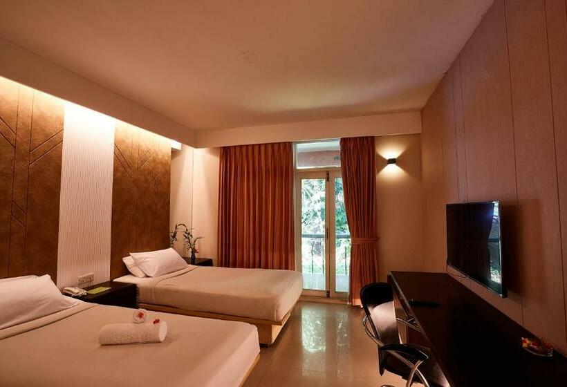 اتاق لوکس, Foy S Lake Resort