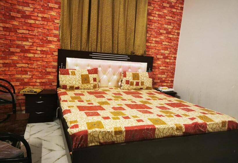 اتاق استاندارد, Palace Inn Guest House