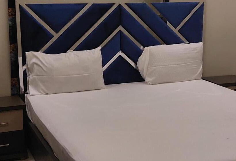 اتاق لوکس, Palace Inn Guest House