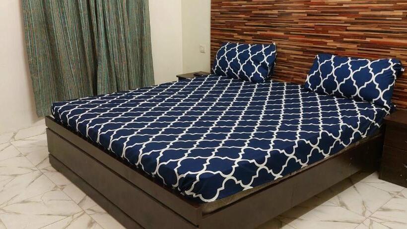 اتاق لوکس, Palace Inn Guest House