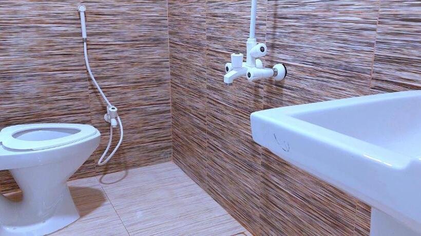 اتاق لوکس یک تخته, Palace Inn Guest House