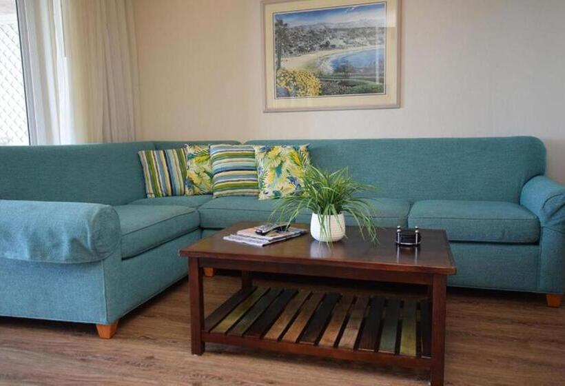 جناح, Laguna Surf