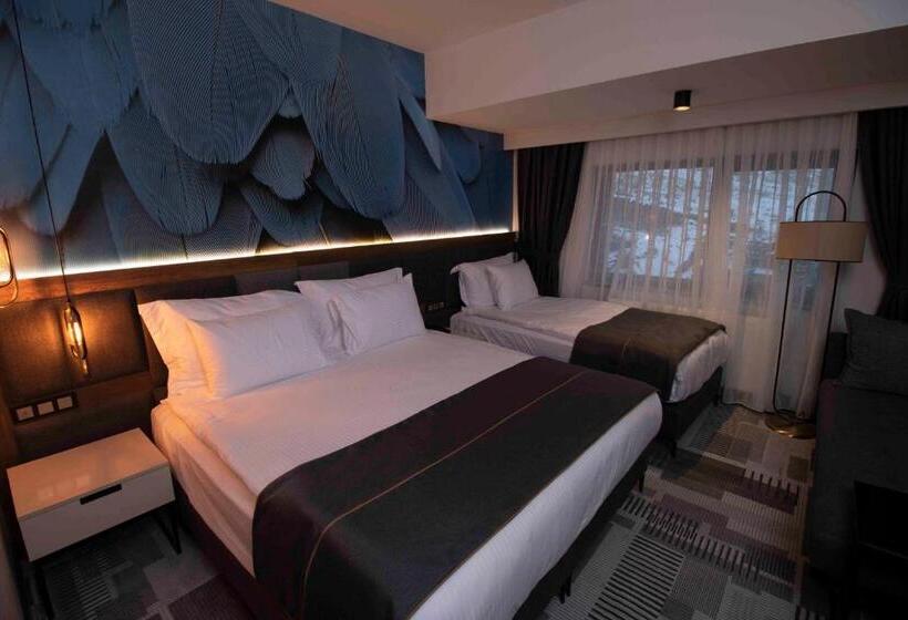 سوییت خانوادگی, Oksijen Zone Hotel & Spa
