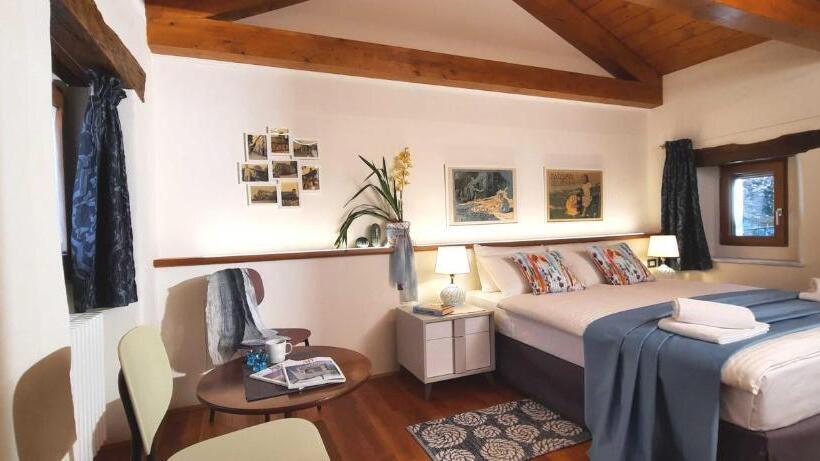 חדר סטנדרט חדר אמבטיה משותף, Camere B81 Di Strain Neva