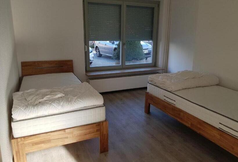 דירת חדר, Gasthaus Winkelvoß