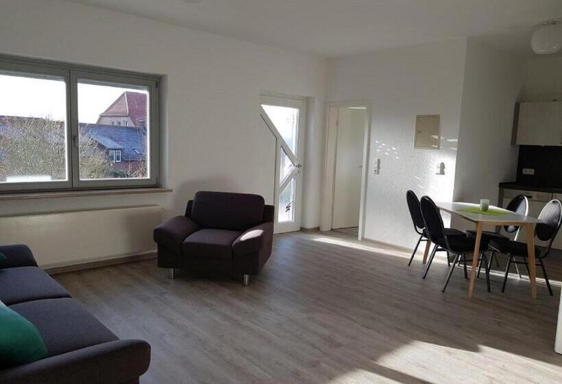 דירת חדר, Gasthaus Winkelvoß