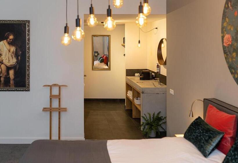 سوییت, Boutique Hotel & Brasserie De Heerlyckheid