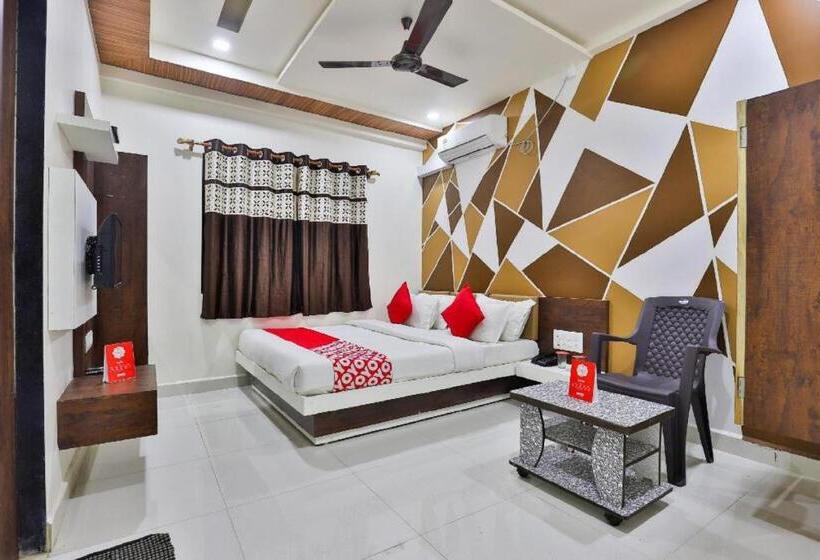 Quarto Quádruplo Deluxe, Bansidhar Somnath