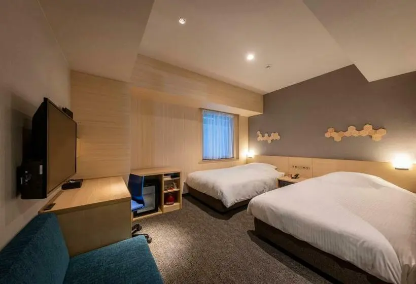 اتاق استاندارد سه نفره, Jr Clement Inn Kochi