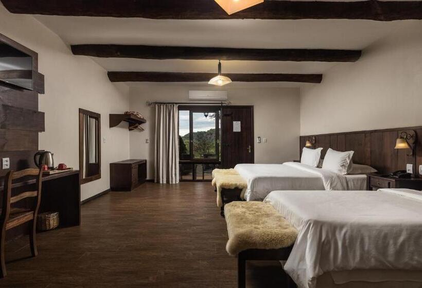 Номер Стандарт Трехместный, Estribo Hotel Estancia