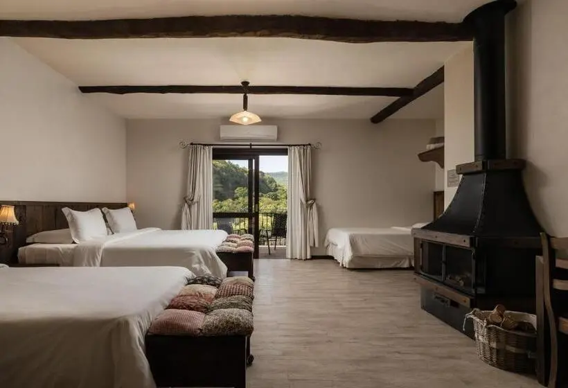 景色の見えるトリプルスタンダードルーム, Estribo Hotel Estancia