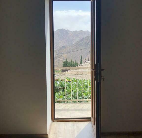 غرفة قياسية مطلّة علي الحديقة, Haer B&b