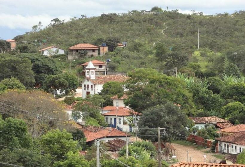 家庭间, Hostel Mirante Do Vale