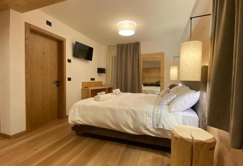 חדר קומפורט לשלושה, Albergo Vezzana