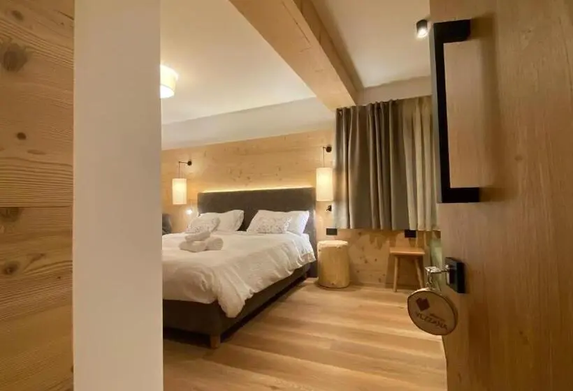 コンフォートトリプルルーム, Albergo Vezzana