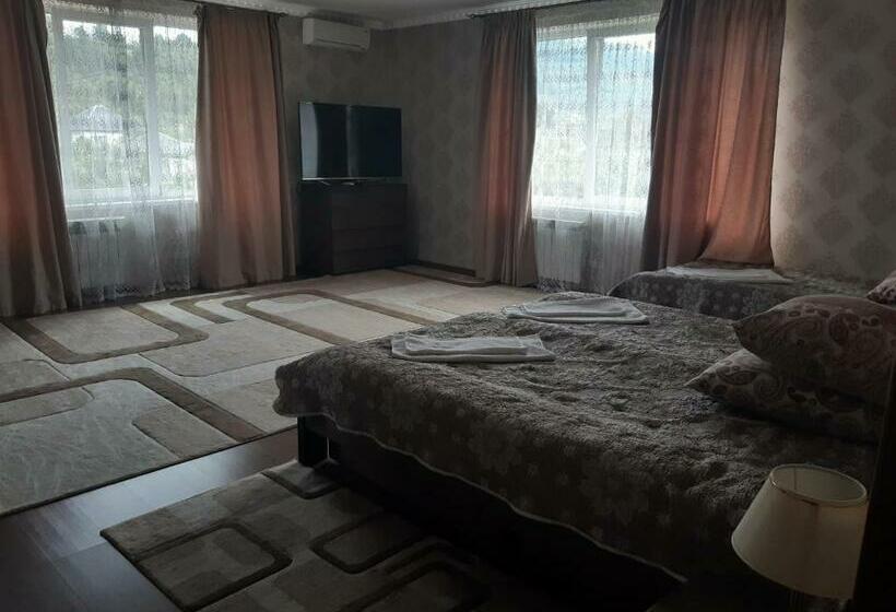 Апартаменты Deluxe 1 Спальня, Ashad