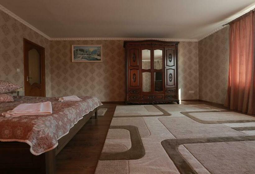 Апартаменты Deluxe 1 Спальня, Ashad