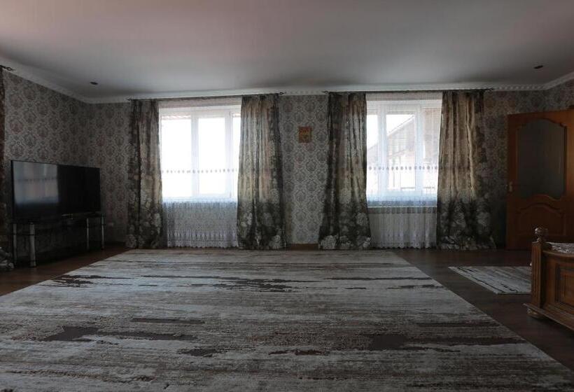 Апартаменты Deluxe 1 Спальня, Ashad