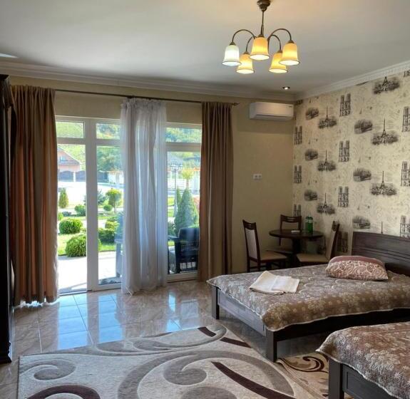 Номер Стандарт, Ashad