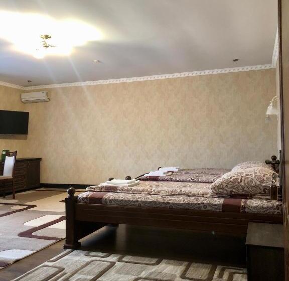 Трехместный Номер Классика, Ashad