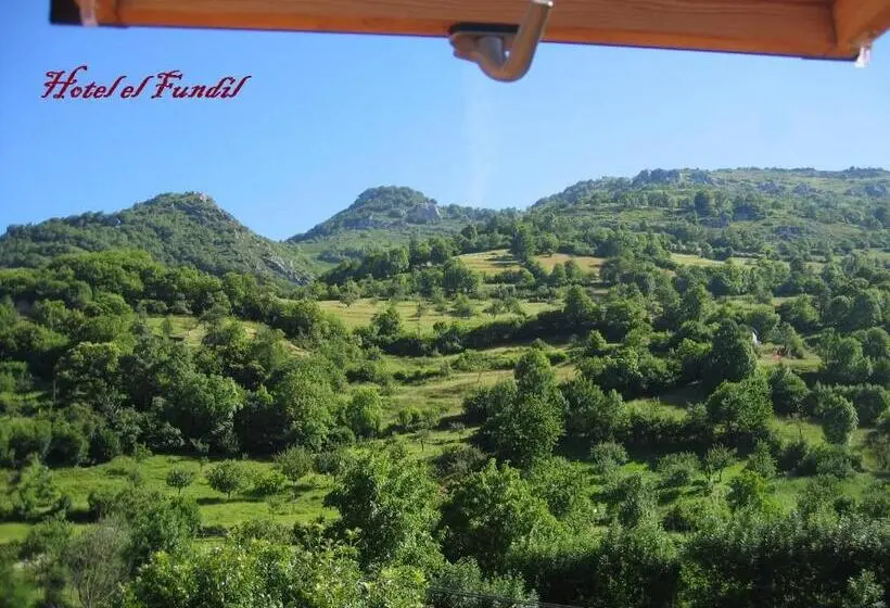 クラシックファミリールーム, Rural El Fundil