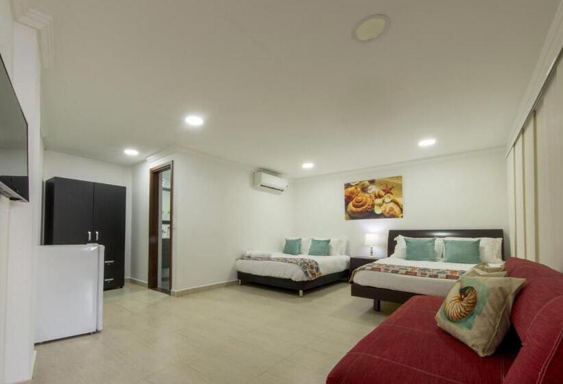 Camera Quadrupla Standard, Providence Breeze