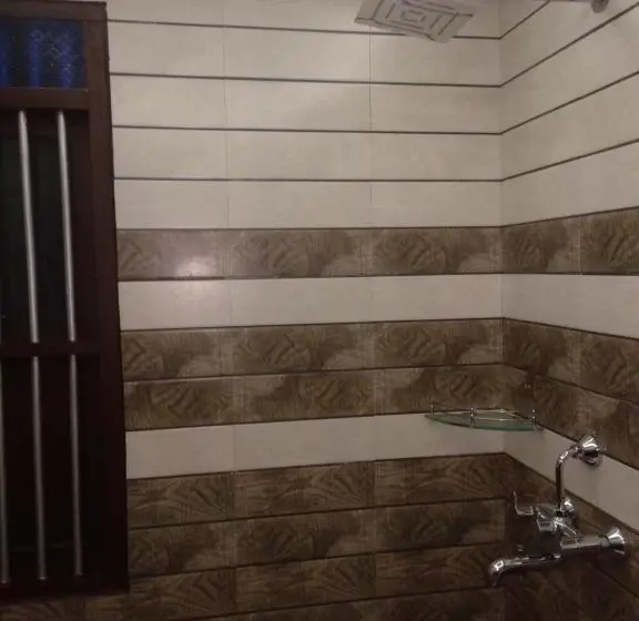 エコノミールーム, Marari Umapathi Beach Villa