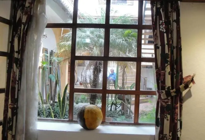 Economy Yhden Hengen Huone, Casa Del Barranco