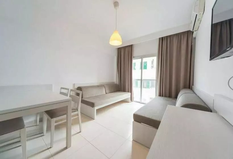 آپارتمان 1 خوابه, Apartamentos Embat
