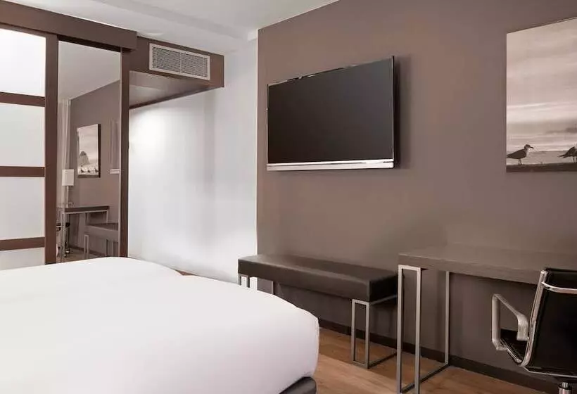 اتاق استاندارد با چشم‌انداز باغ, Ac Hotel Gava Mar