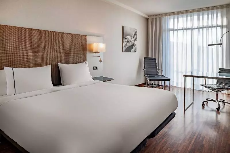 اتاق استاندارد با تخت بزرگ, Ac Hotel Gava Mar