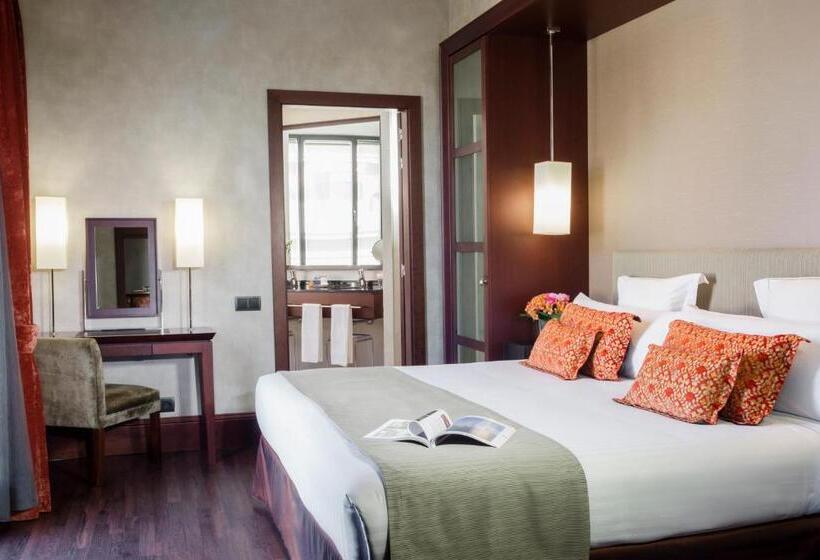 سوییت جونیور, Barcelona Center