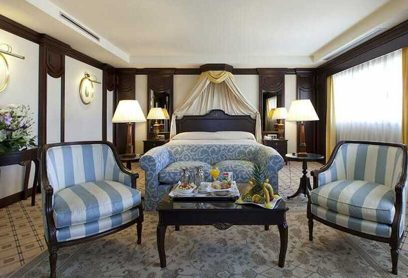 자쿠지 스위트, Cordoba Center