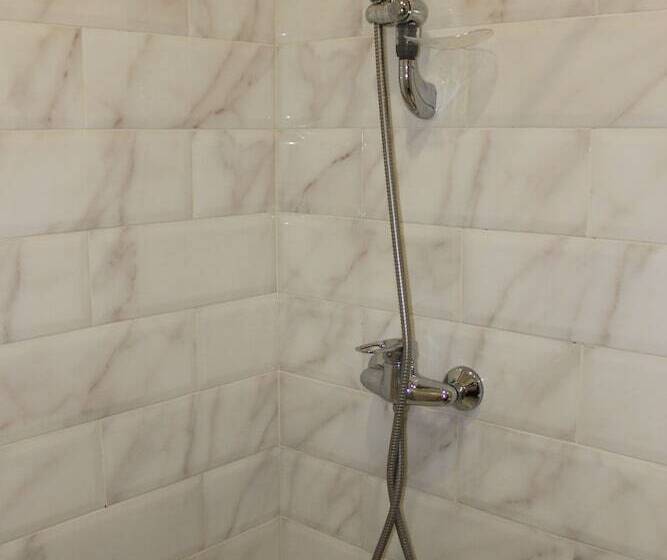 آپارتمان سوپریور 1 خوابه, Pyatnica