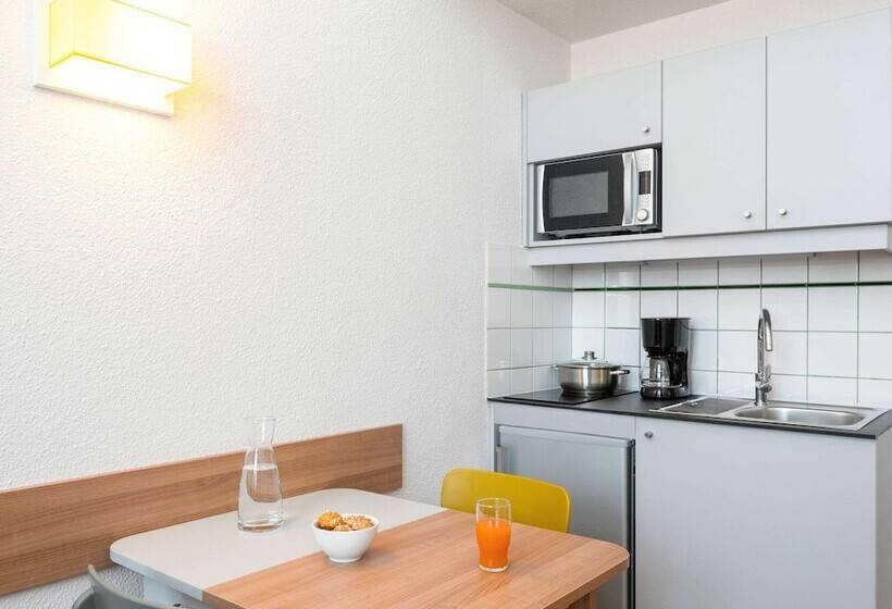 スタンダードスタジオ, Aparthotel Adagio Access La Défense   Place Charras