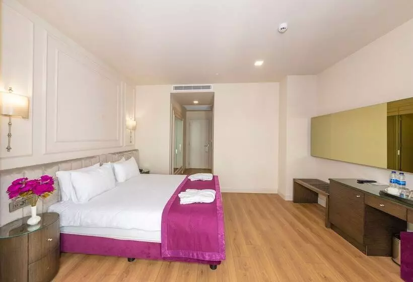 اتاق راحتی با چشم‌انداز دریا, The Hotel Beyaz Saray & Spa   Special Category