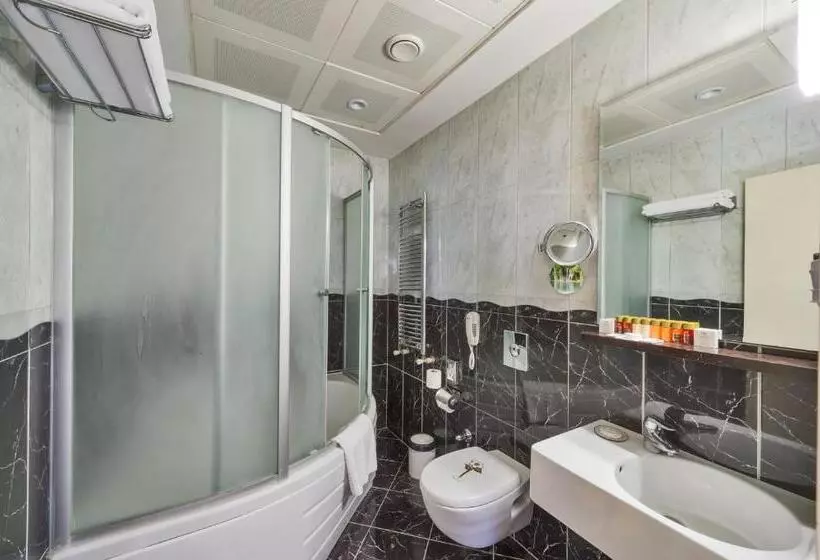 سوییت خانوادگی, The Hotel Beyaz Saray & Spa   Special Category