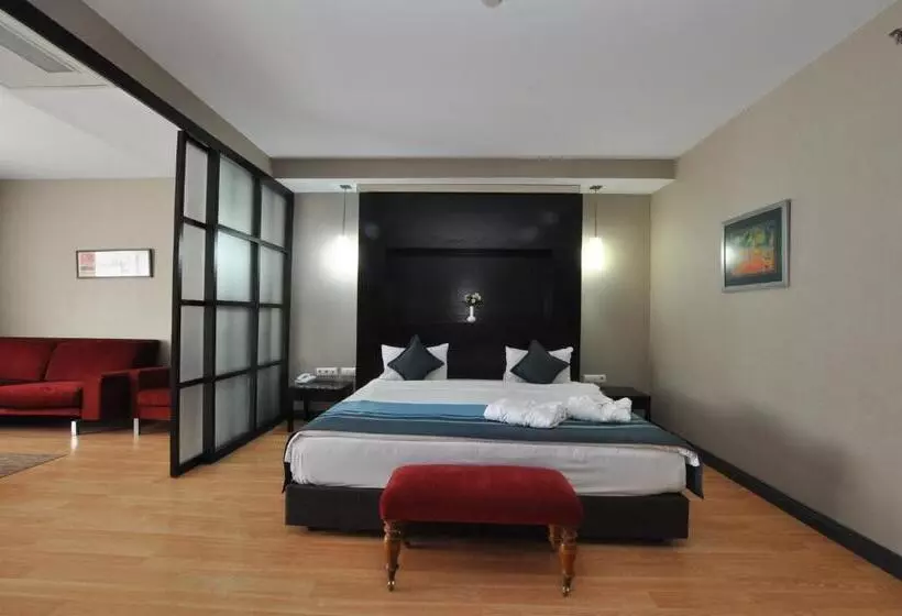 سوییت خانوادگی, The Hotel Beyaz Saray & Spa   Special Category