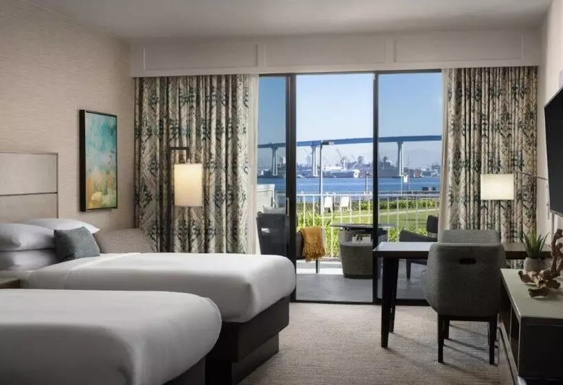 اتاق استاندارد با 2 تخت دوبل, Coronado Island Marriott Resort & Spa
