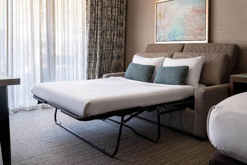 اتاق استاندارد با تخت بزرگ, Coronado Island Marriott Resort & Spa