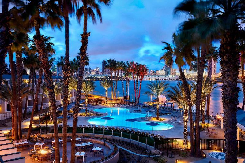 اتاق استاندارد با تخت بزرگ, Coronado Island Marriott Resort & Spa