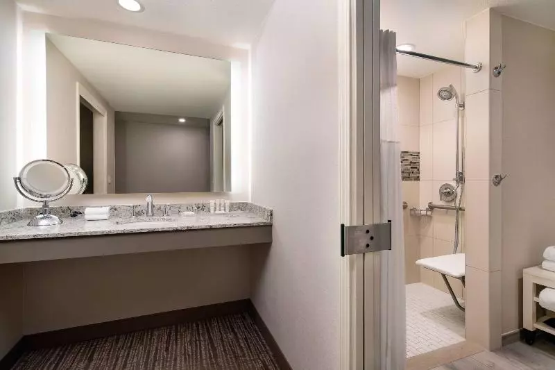 اتاق استاندارد, Coronado Island Marriott Resort & Spa