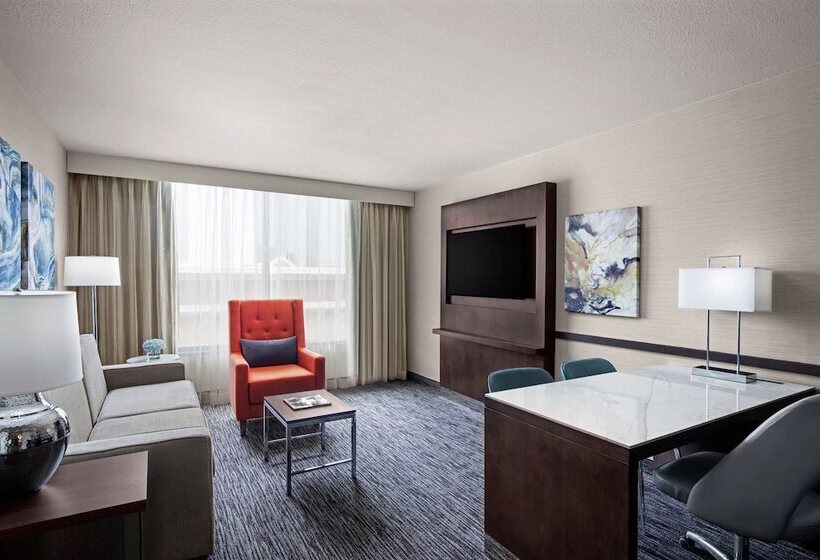 适合残疾人士使用的套间, Embassy Suites By Hilton Fort Worth Downtown