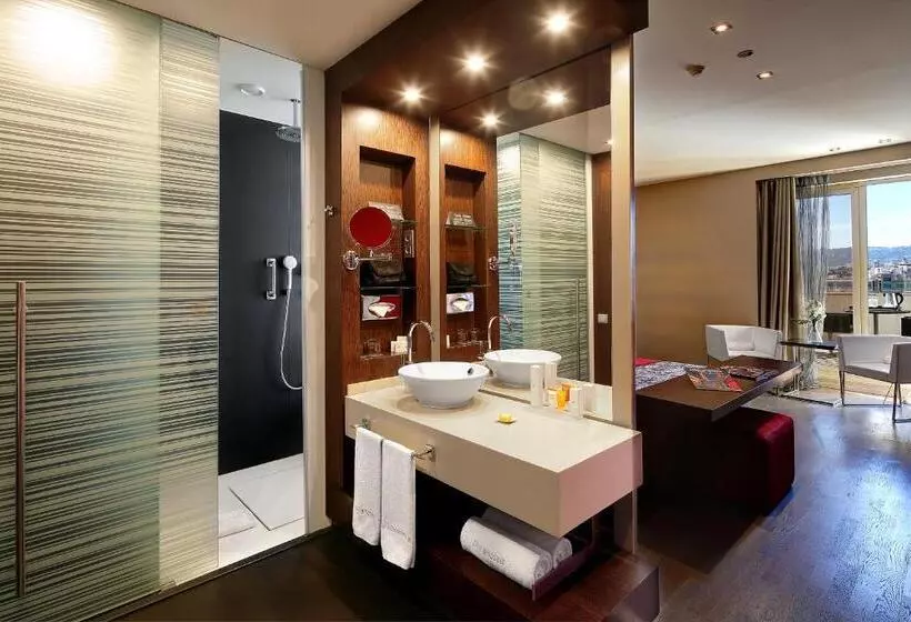 Superior Room with Terrace, Olivia Plaza