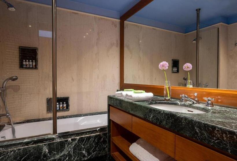 Chambre Classique Vue Mer, Elounda Beach Hotel & Villas, A Member Of The Leading Hotels Of The World